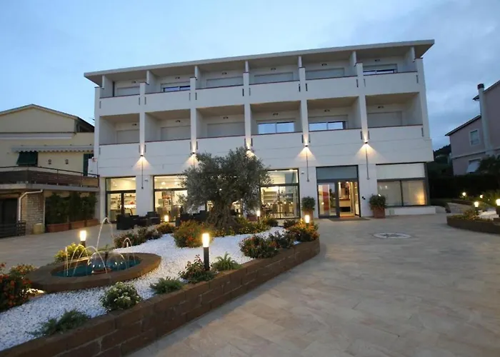 Levante - Isola D'elba فندق كافو